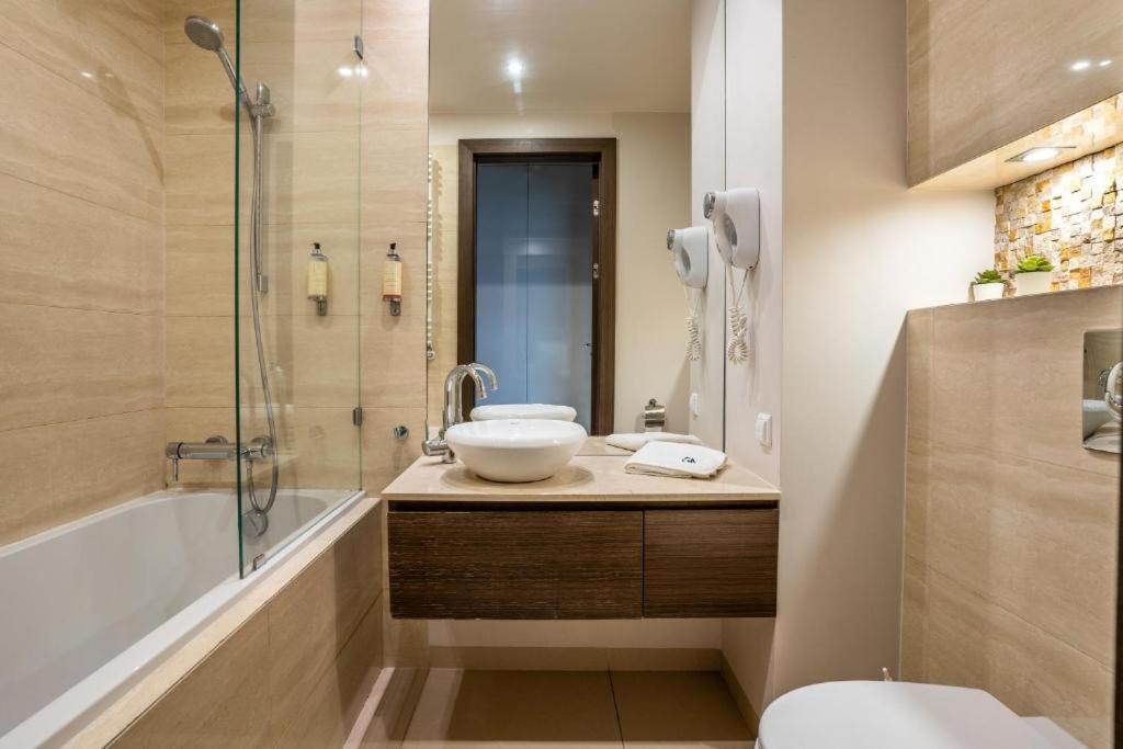 Platinum Tower - City Center - Golden Apartments 바르샤바 외부 사진