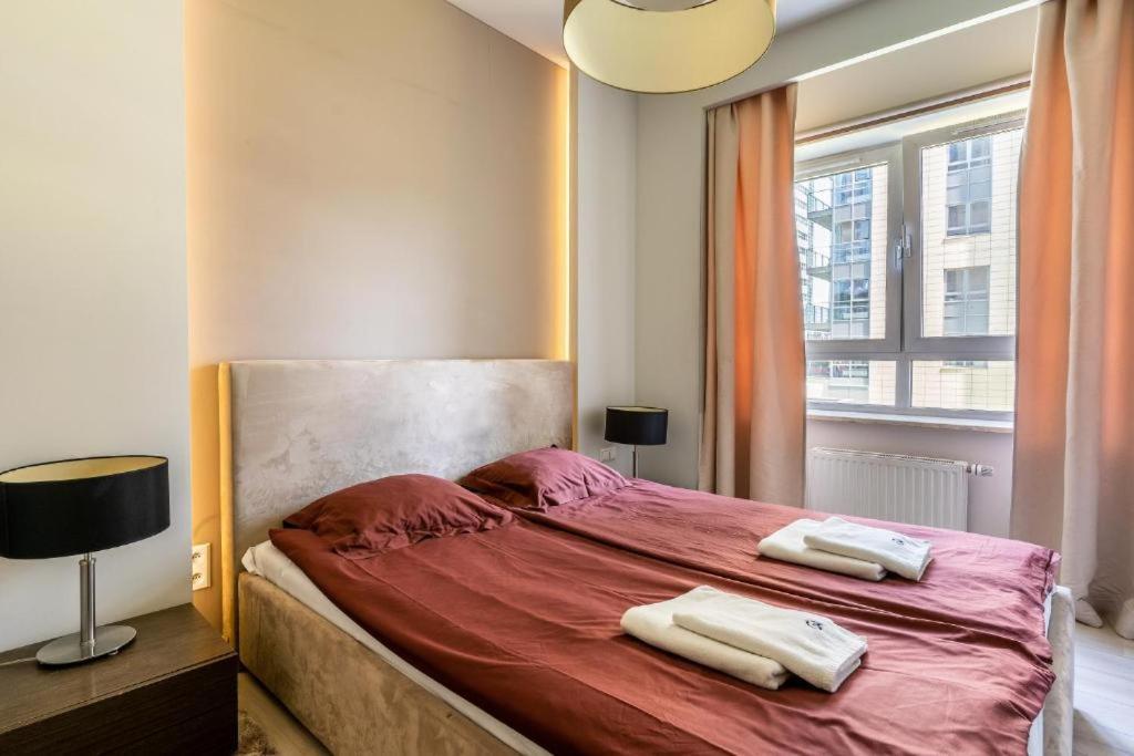 Platinum Tower - City Center - Golden Apartments 바르샤바 외부 사진