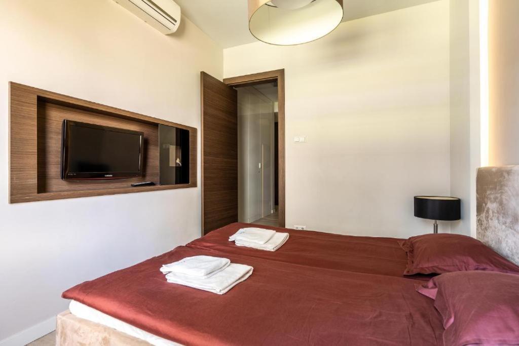 Platinum Tower - City Center - Golden Apartments 바르샤바 외부 사진