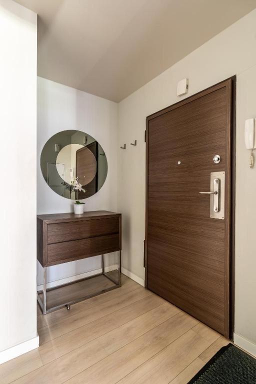 Platinum Tower - City Center - Golden Apartments 바르샤바 외부 사진
