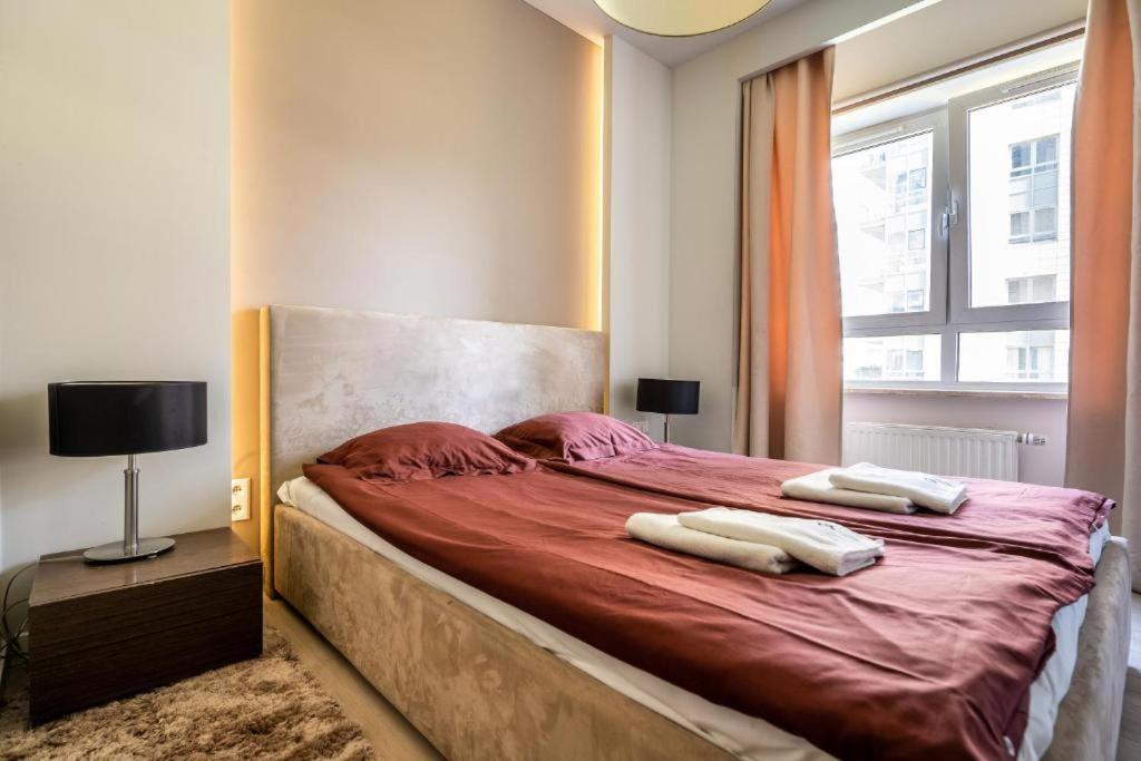 Platinum Tower - City Center - Golden Apartments 바르샤바 외부 사진