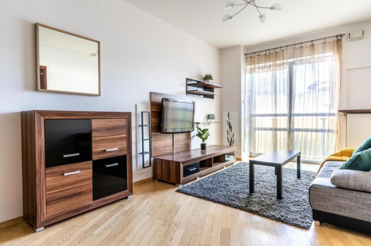Platinum Tower - City Center - Golden Apartments 바르샤바 외부 사진
