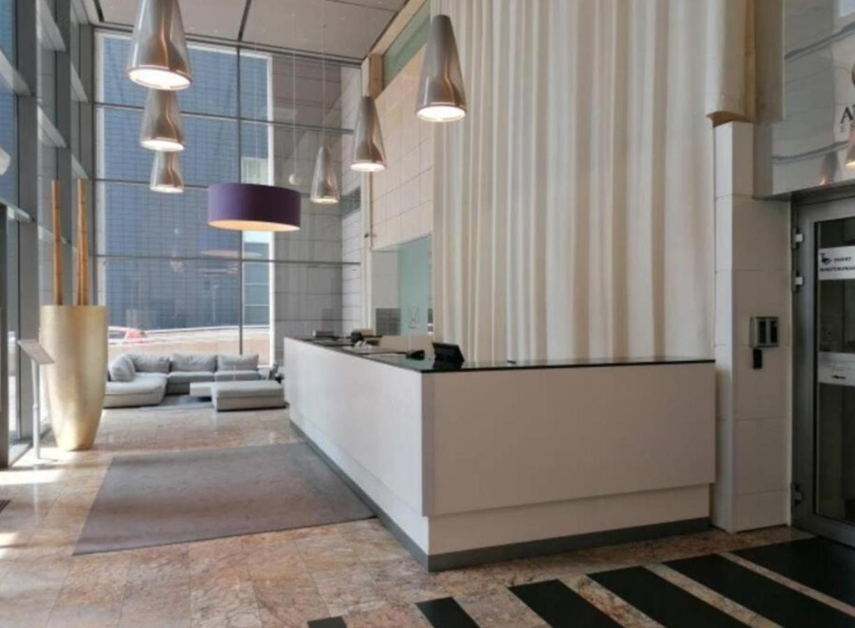 Platinum Tower - City Center - Golden Apartments 바르샤바 외부 사진